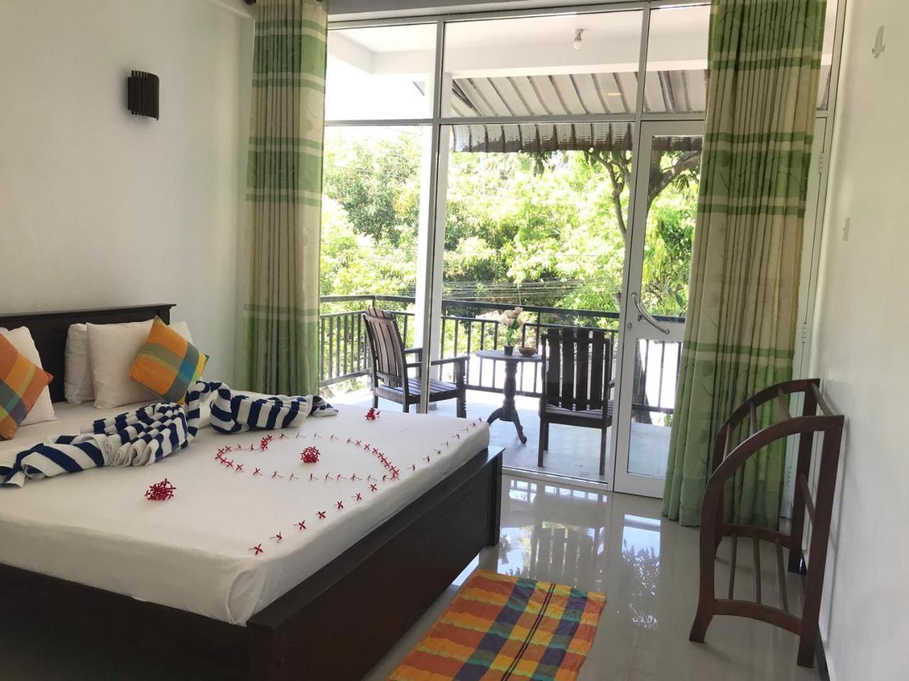 Sea Zone Resort Mirissa Esterno foto